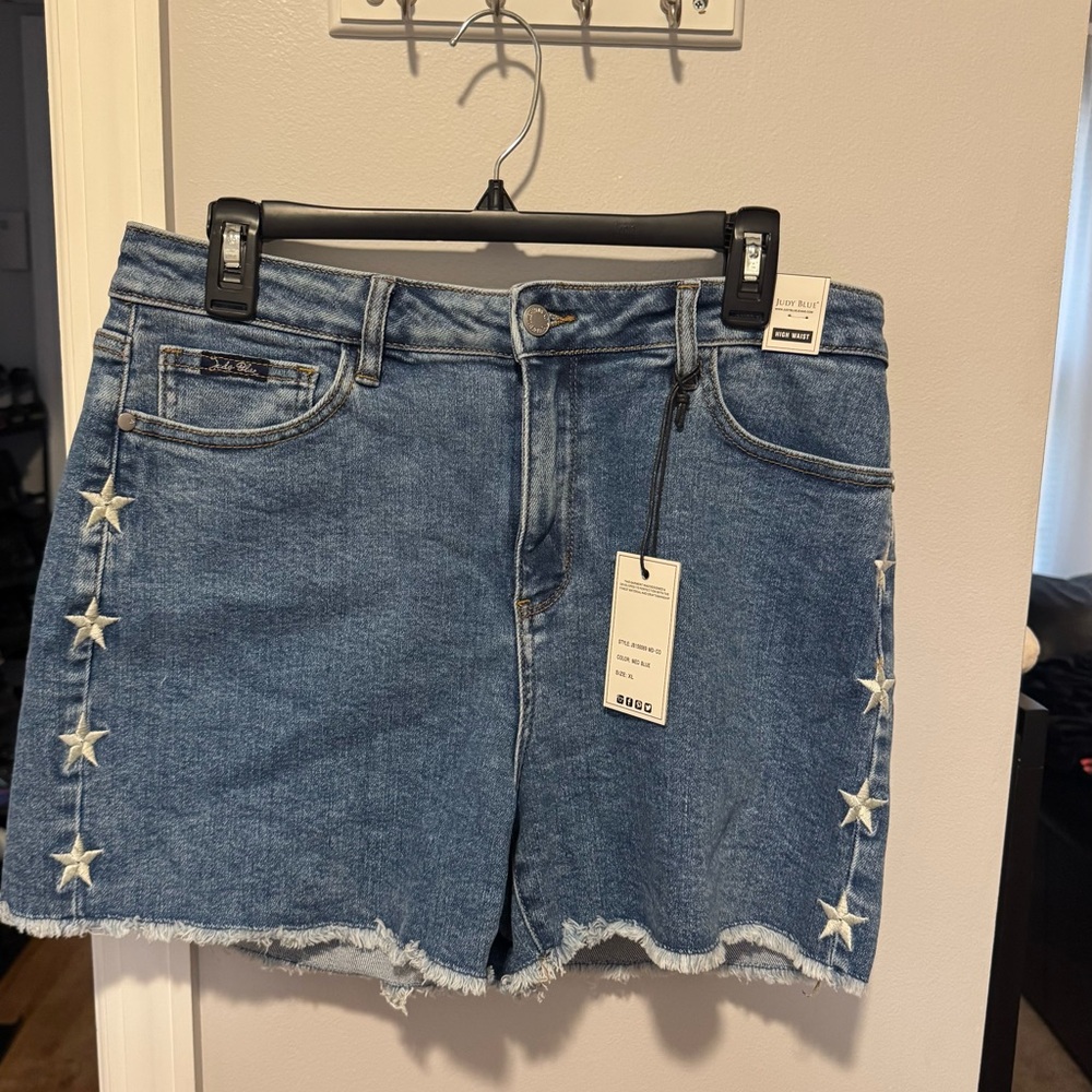 Judy Blue USA Star Embellished Blue Jean Shorts - NWT